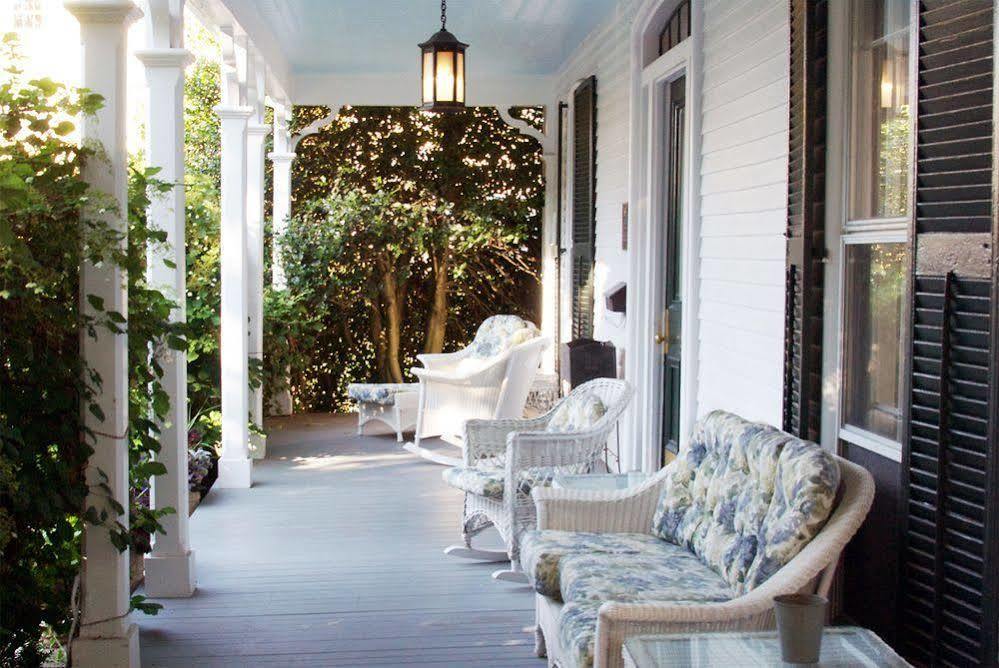 La Farge Perry House Bed and Breakfast Newport Exteriör bild